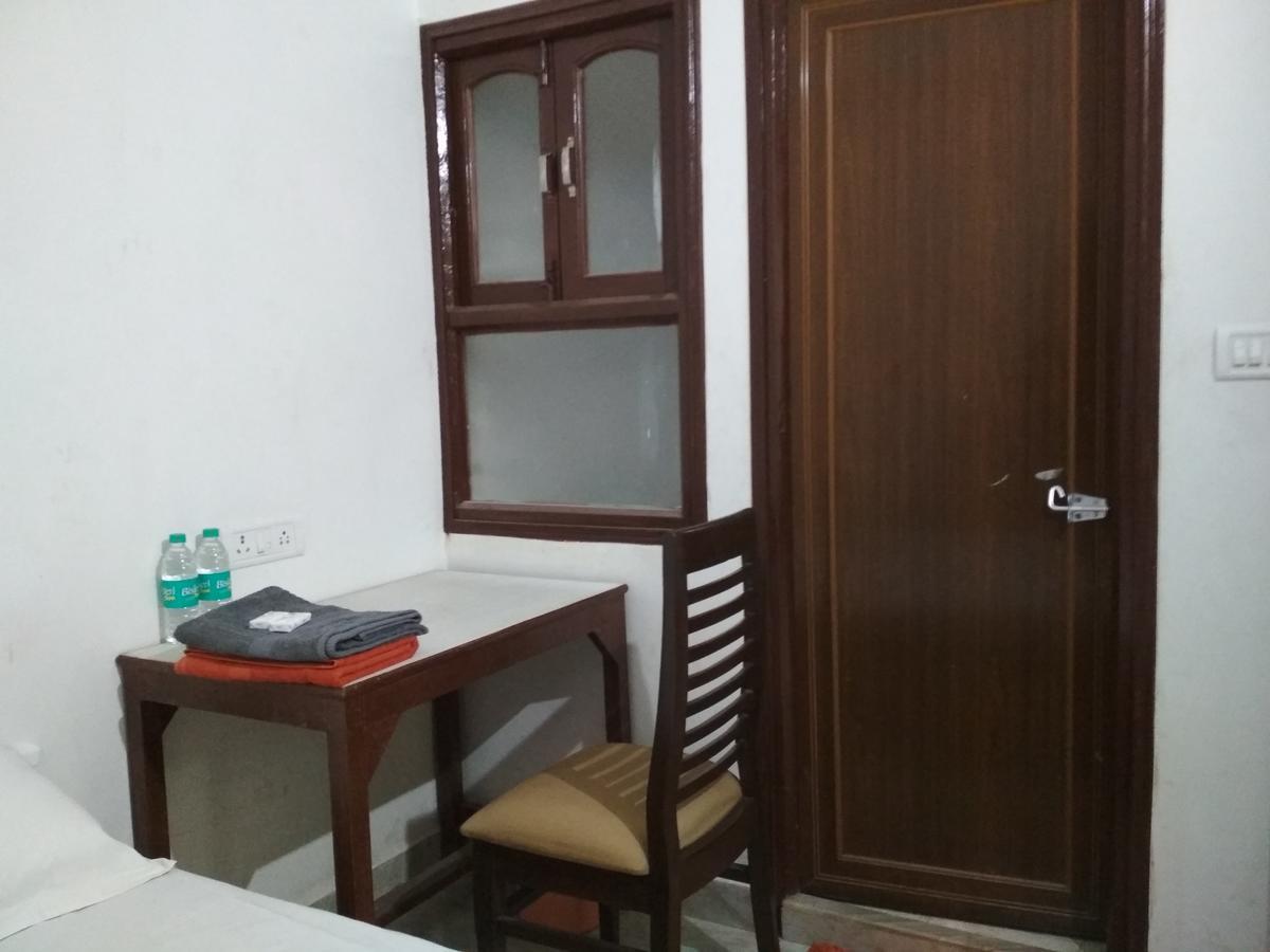 City Center Inn Buxar Extérieur photo