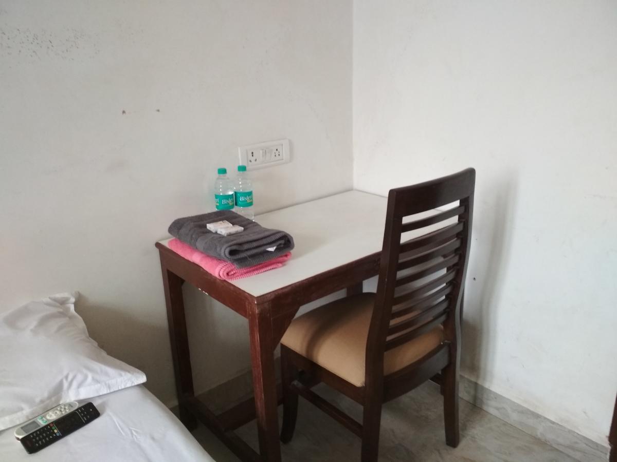 City Center Inn Buxar Extérieur photo